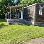 Zecamping 4 Pet Friendly Piscine Couverte Et Parcours Fitness Kemping *