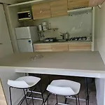 캠프장 Zecamping 4 Etoiles Pet Friendly Piscine Couverte Et Parcours Fitness *