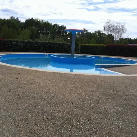 Campingplads 4 Etoiles - Piscine - Ccbbghg Pressignac