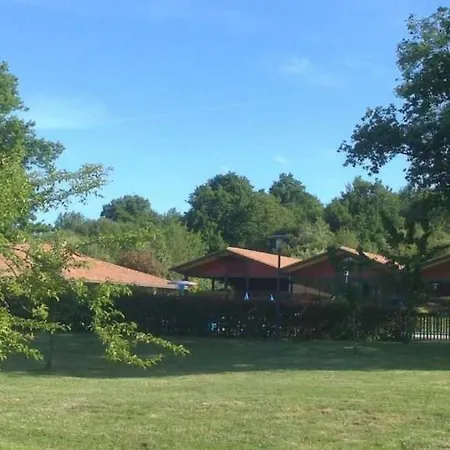 4 Etoiles - Piscine - Ccbbghg Campingplads Pressignac