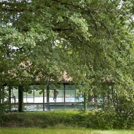 Zecamping 4 Pet Friendly Piscine Couverte Et Parcours Fitness